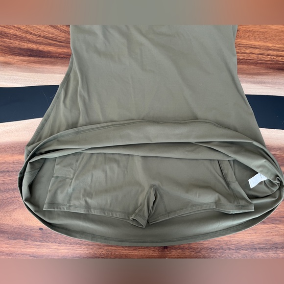 NWOT olive green Halara tank dress with built in shorts and bra sz L - Picture 3 of 7